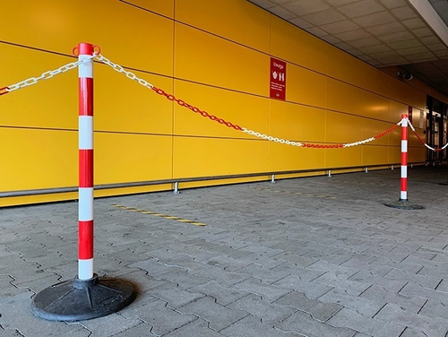 Fence post with a round base 2